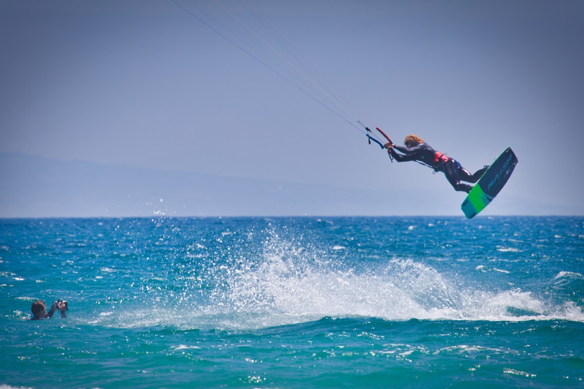 Freestyle Kitesurfer